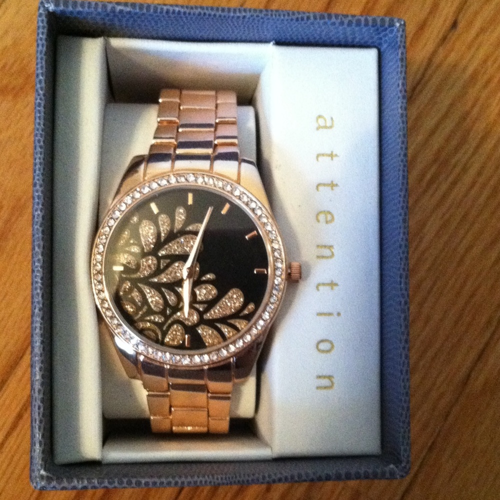 🚫 reserved 🚫Brand new rose gold watch