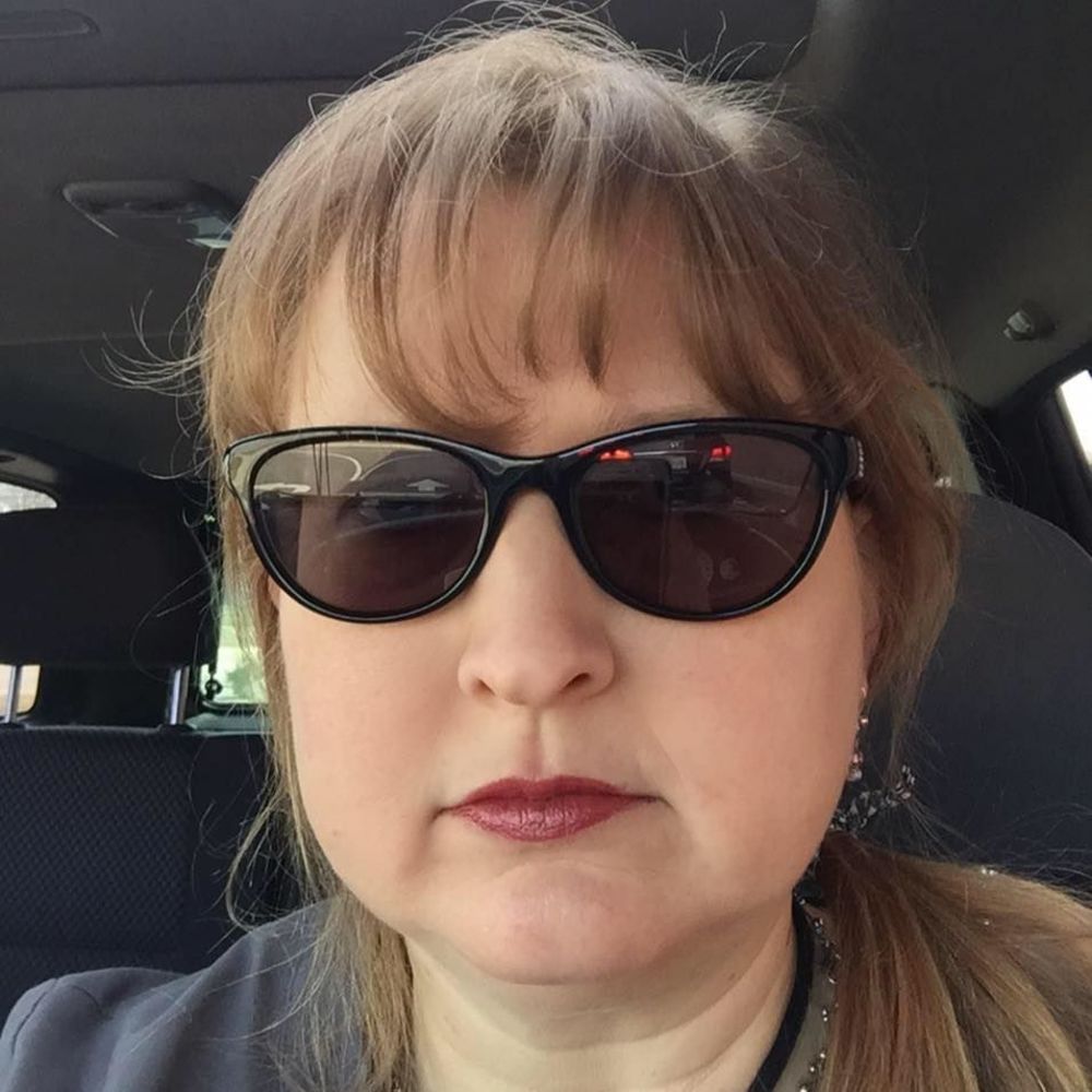 Meet your Posher, Alicia