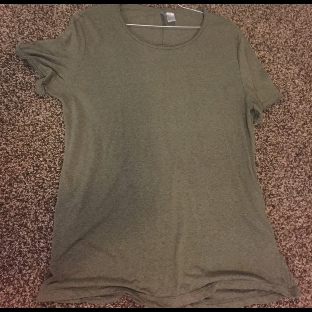 Men's h&m soft tshirt