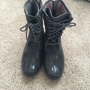 Madden Girl rain boots