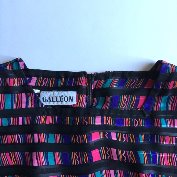 ❌SOLD❌ € Vintage Geometric Print Dress B9 - Picture 8 of 8