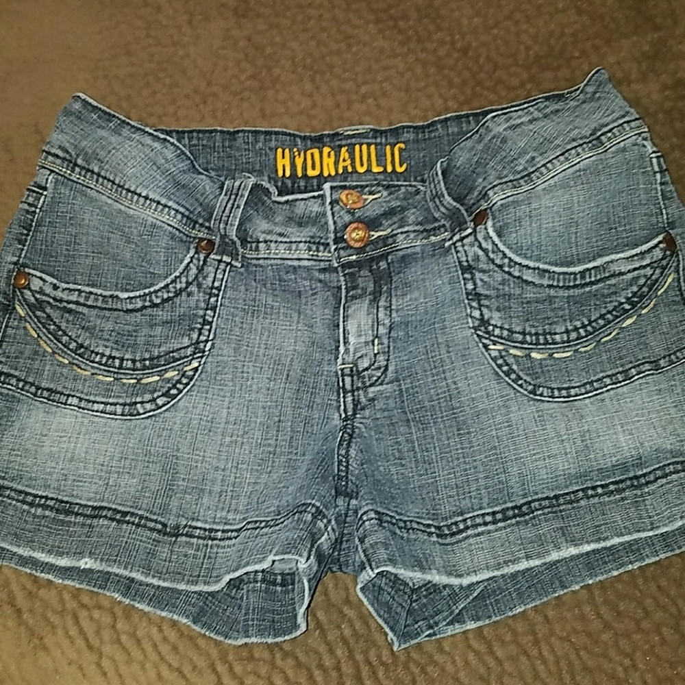 11/12 Hydraulic jean shorts