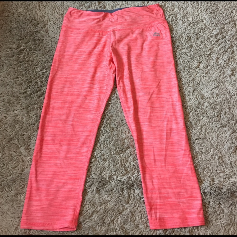RBX hot pink legging capris!