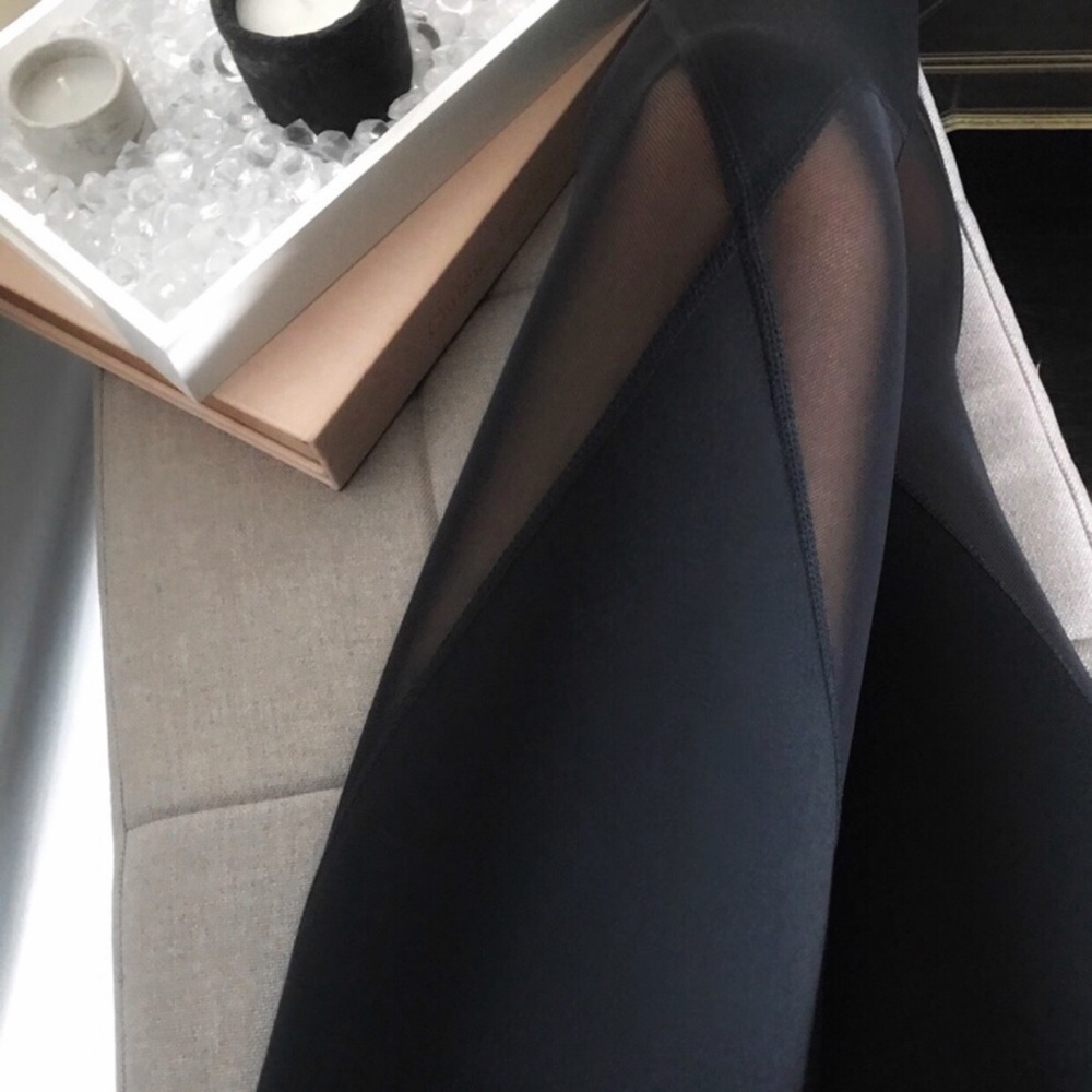 SOLD OUT // X XTRA Mesh Stirrup Workout Leggings - Picture 7 of 7