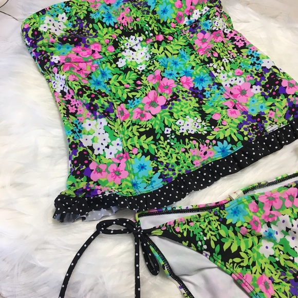 Hula Honey Other - 🌻Host Pick🌻 Hula Honey Floral Strapless Tankini