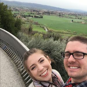 Meet your Posher, Leslie