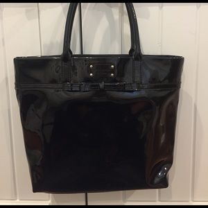 Like new kate spade tote. Black patent leather