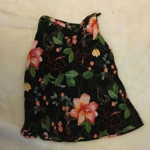 Really cute skirt like new