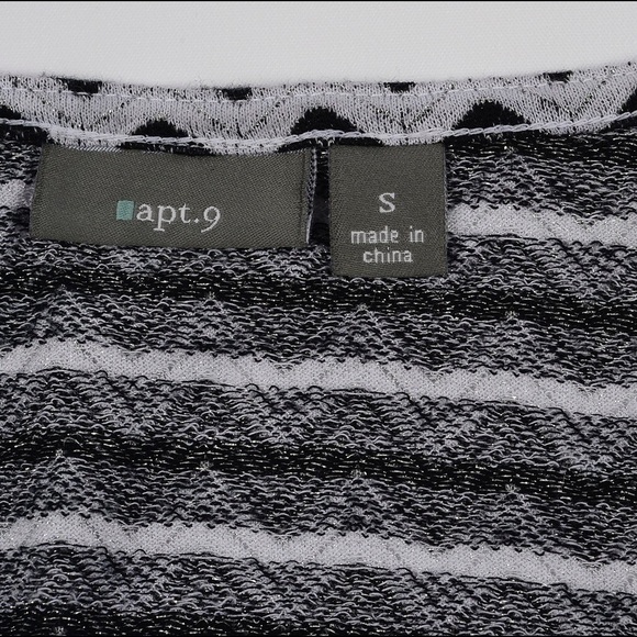 Apt. 9 chevron cover-up - Picture 3 of 3