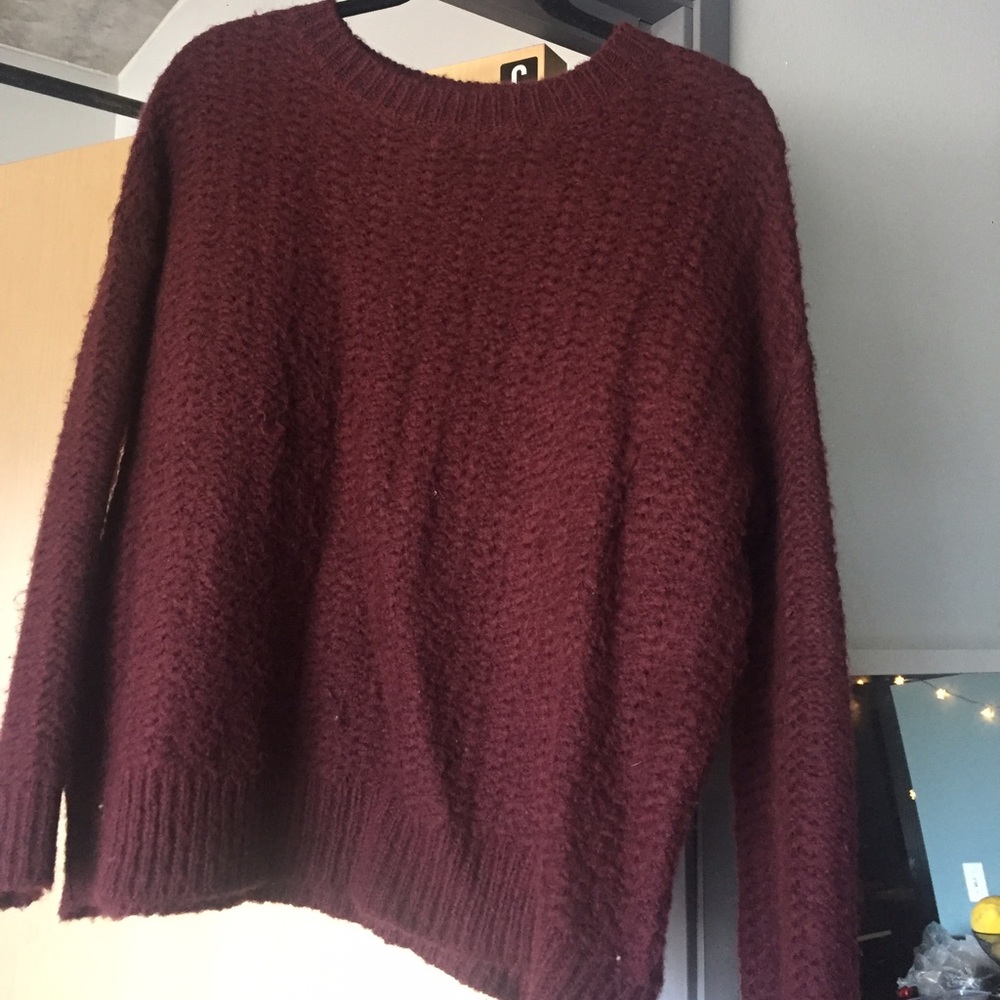 Bergundy sweater
