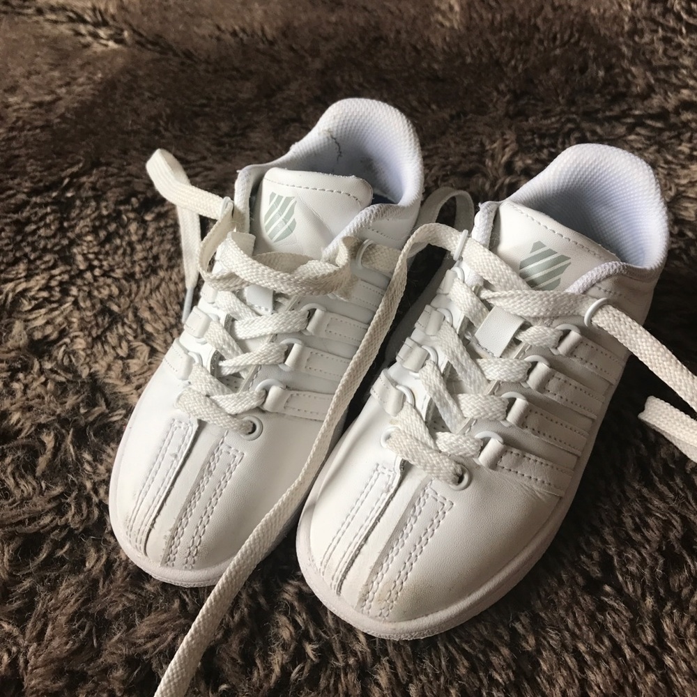Children's K-Swiss tennis shoes