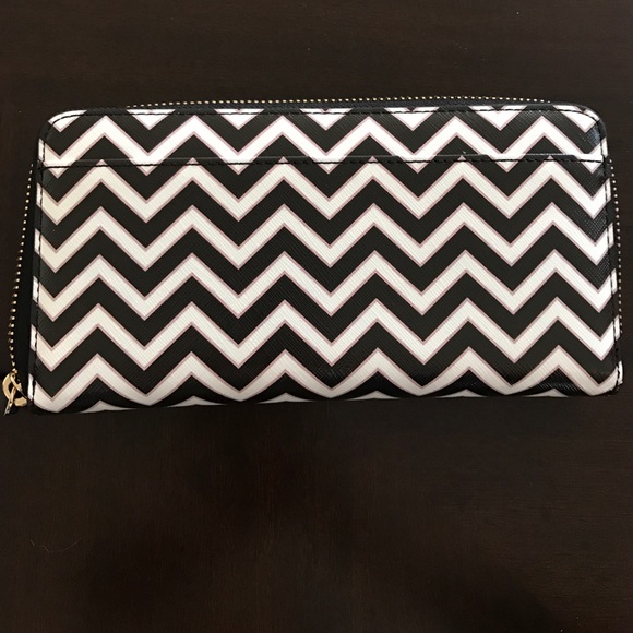 Kate Spade Lacey wallet - Picture 4 of 4