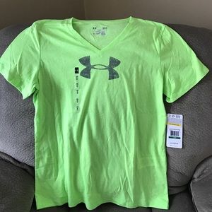 NWT-Under Armour shirt