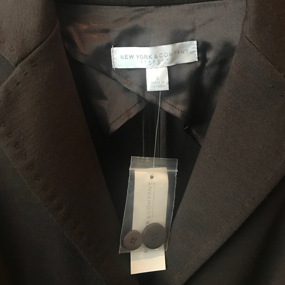 Blazer - Picture 2 of 5