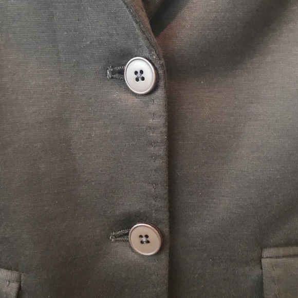 Blazer - Picture 3 of 5