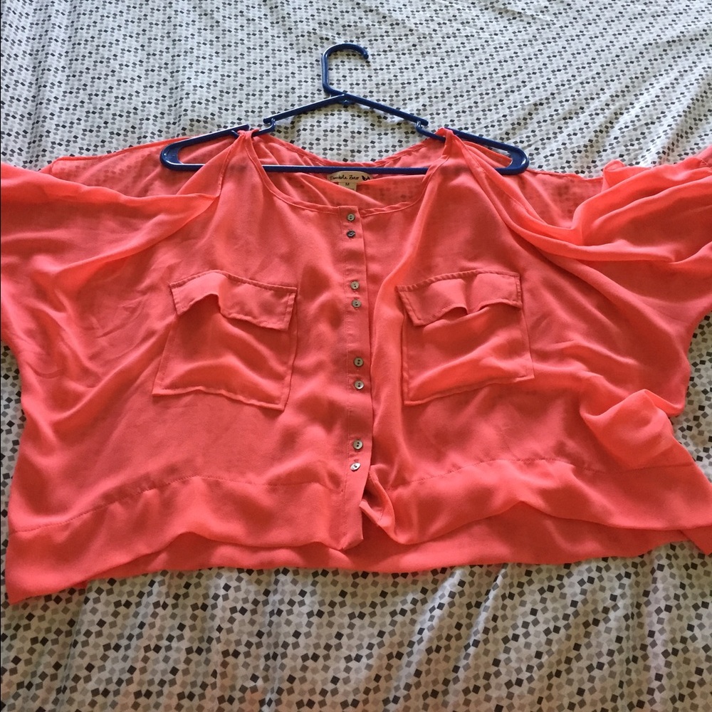 Summer blouse - Picture 2 of 3