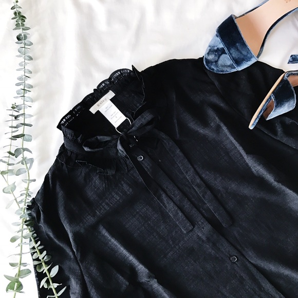 Tie Neck Blouse - Picture 3 of 7