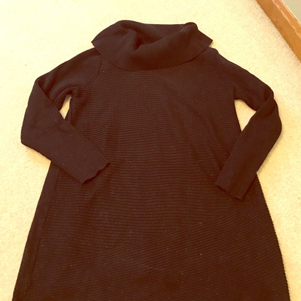 Black tunic sweater