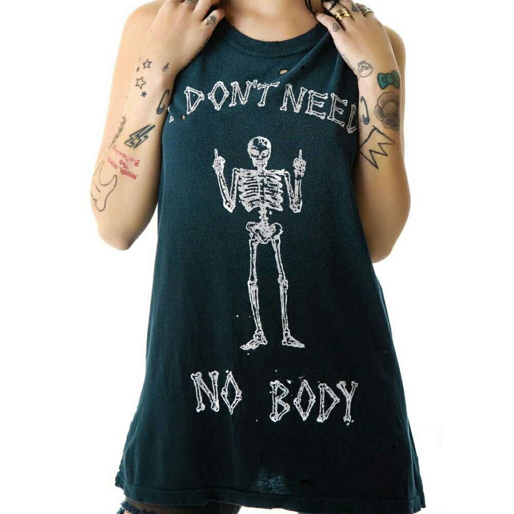 Unif no body tee