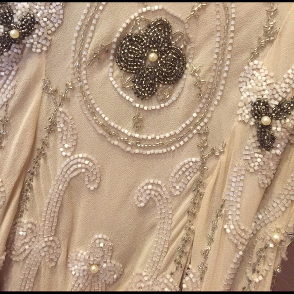 Dress. - Picture 3 of 3