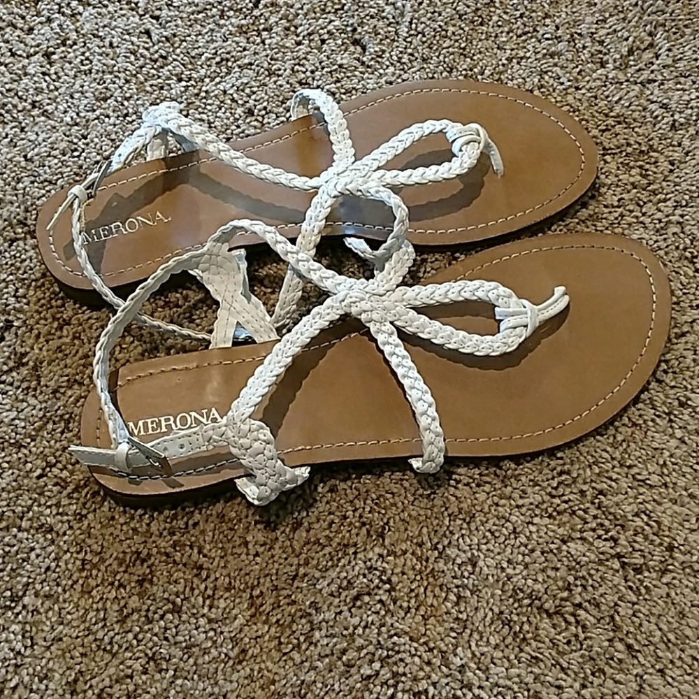 EUC Merona Sandals