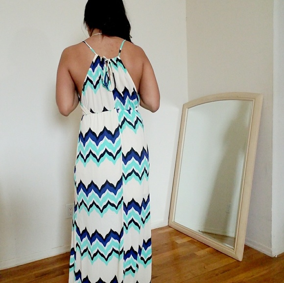 💦2FOR$20💦CREAM CHEVRON PRINT MAXI DRESS - Picture 3 of 6