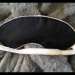 NWOT 100% Silk Journelle Sleep Mask