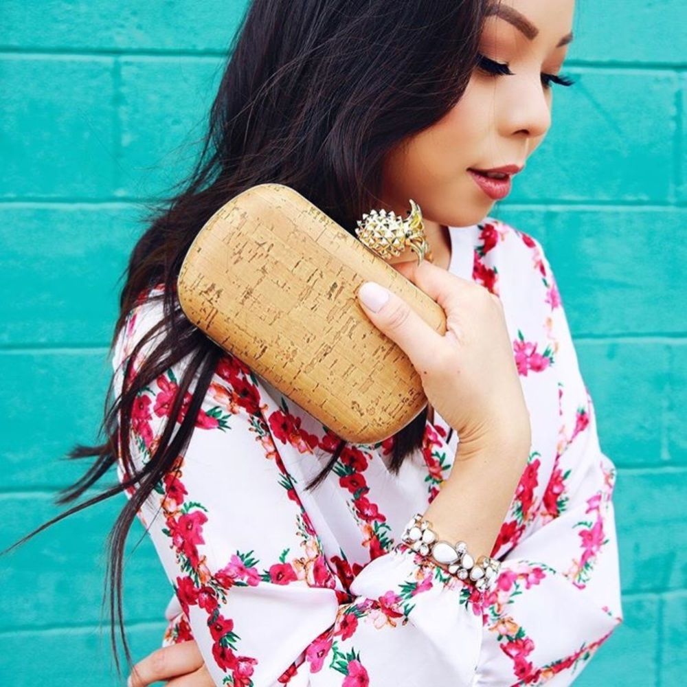 NWT 🍍🍍🍍 Cork Pineapple Box Clutch 👛