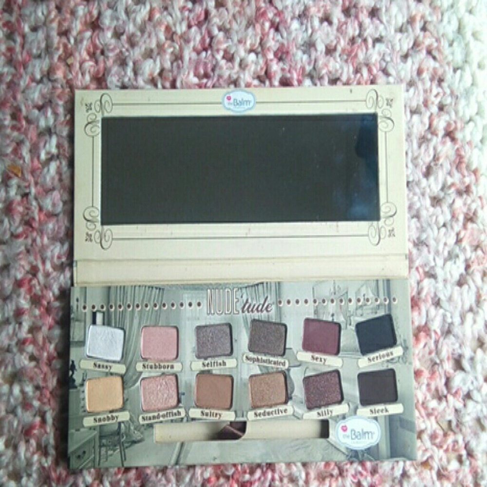 Nude Tude Eyeshadow Palette