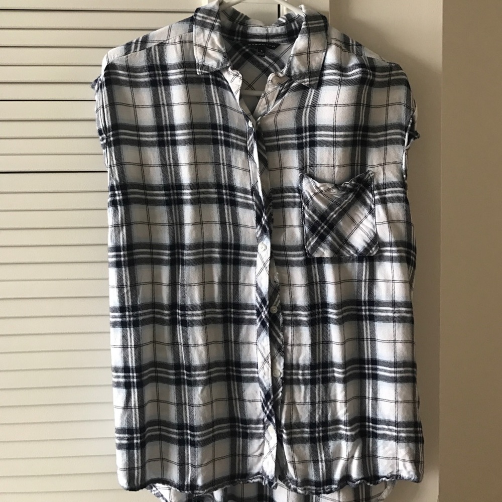 S sleeveless plaid shirt 4rm Nashville boutique