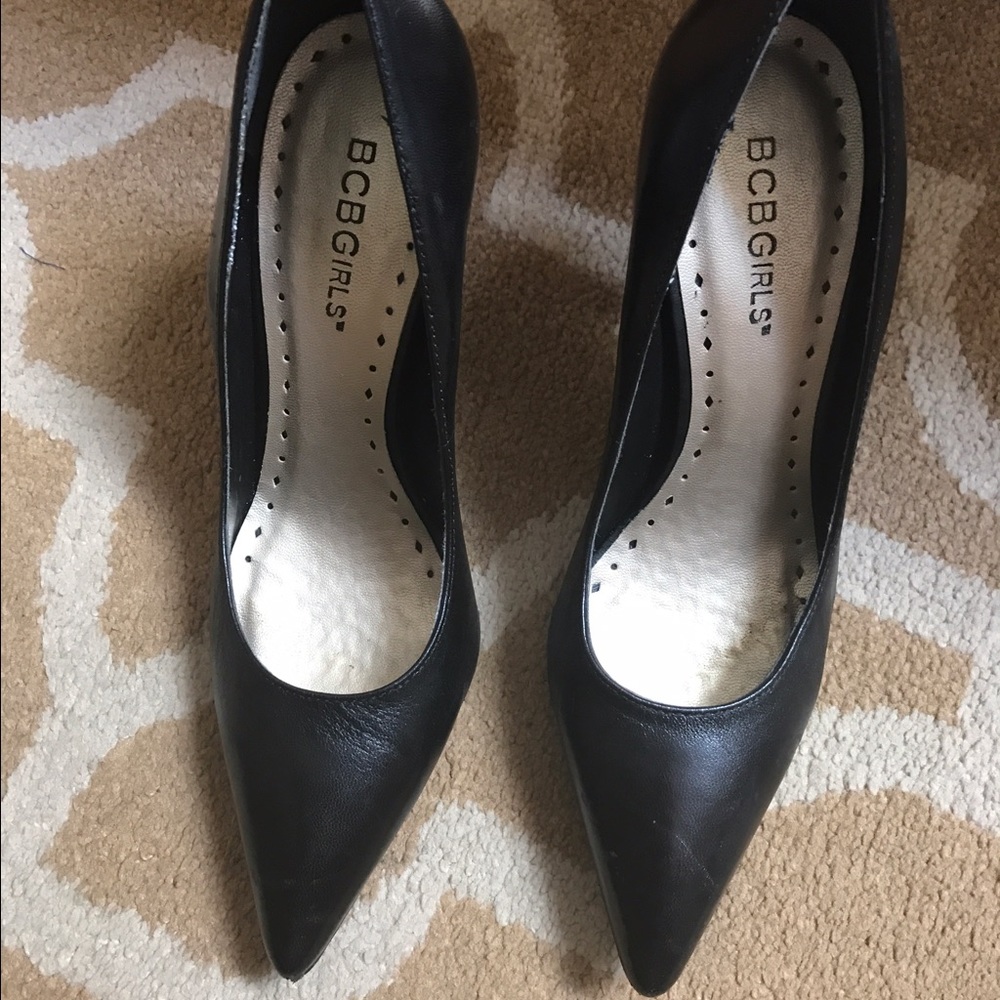 BCBG black heels 👠