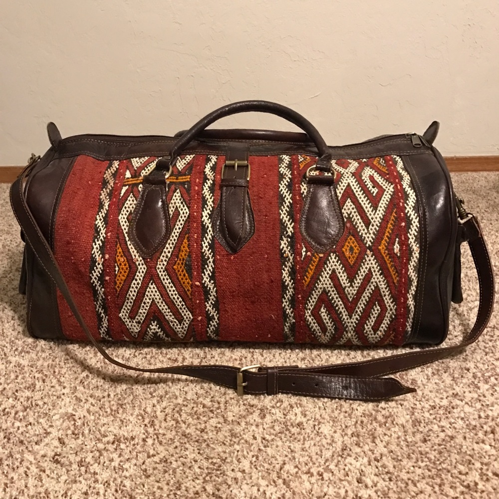 TRADE Pamela V Medina travel bag