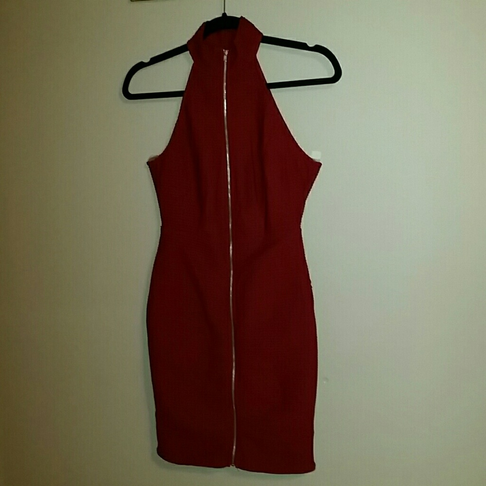 Burgundy sleeveless zipper dress sz small