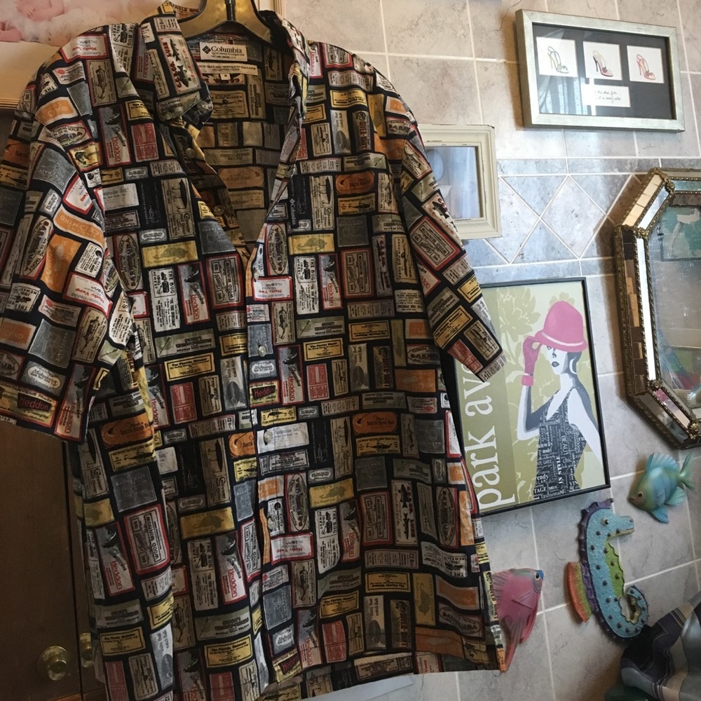 Men's Columbia shirt