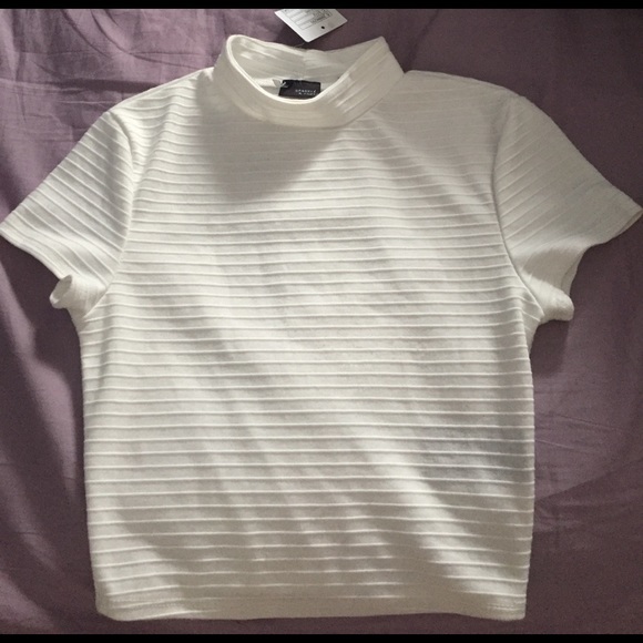 Urban Outfitters Crop Top - Picture 1 of 4