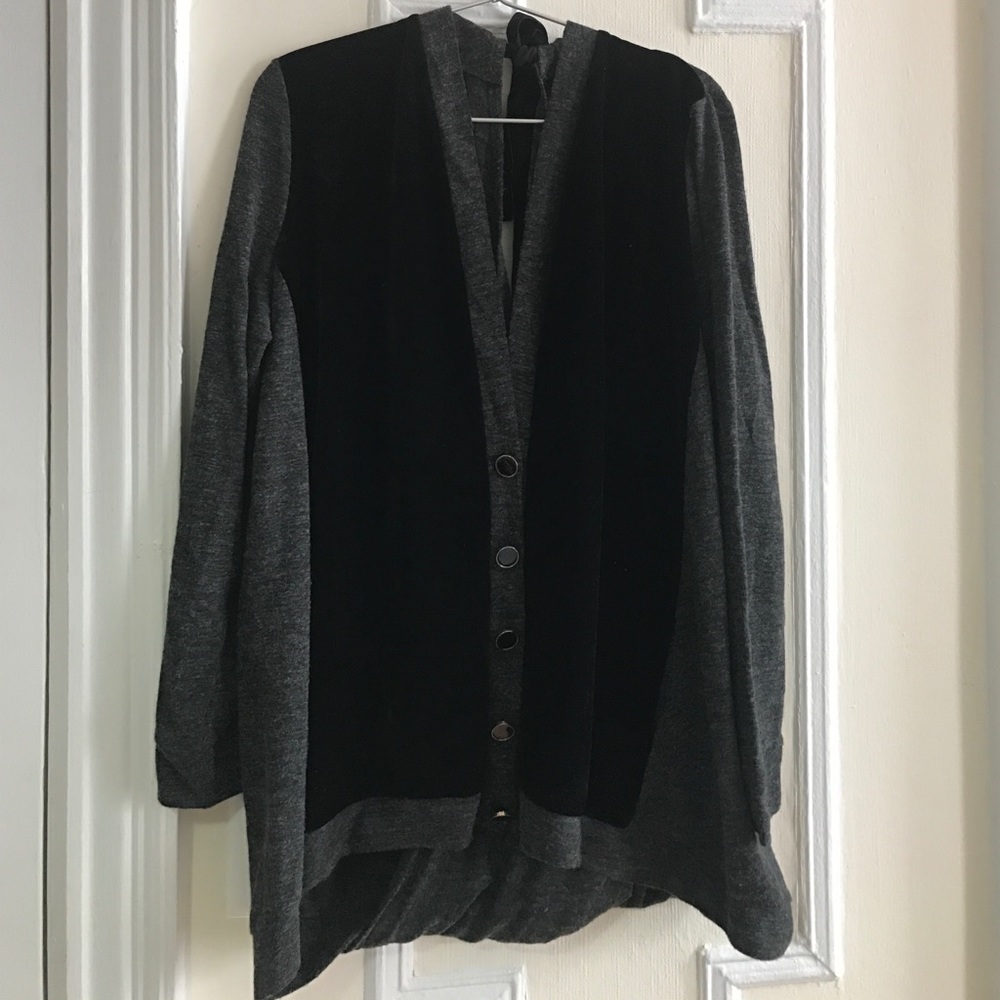 Nishe tunic/top.