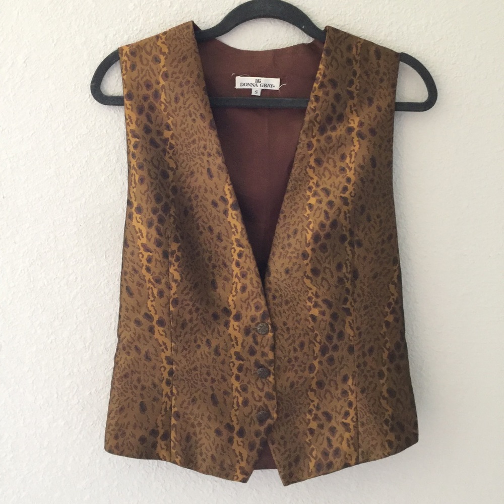 Donna Grey Silky Animal Print Vest