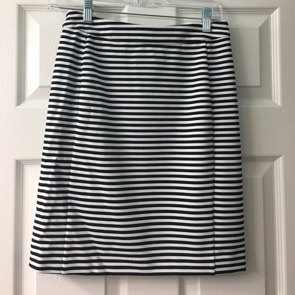 Hawthorn Dresses & Skirts - StitchFix skirt