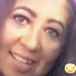 Meet your Posher, Alma