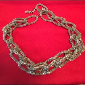 Silver look 22" necklace lightweight
