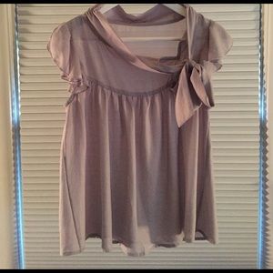 Closet brand flowy blouse with tie