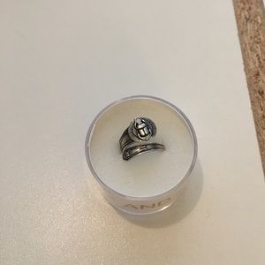 Alex and Ani Ring 💍