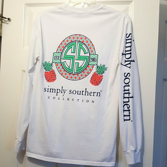 ✖️✖️✖️SOLD✖️✖️✖️Simply Southern Long Sleeve - Picture 2 of 5