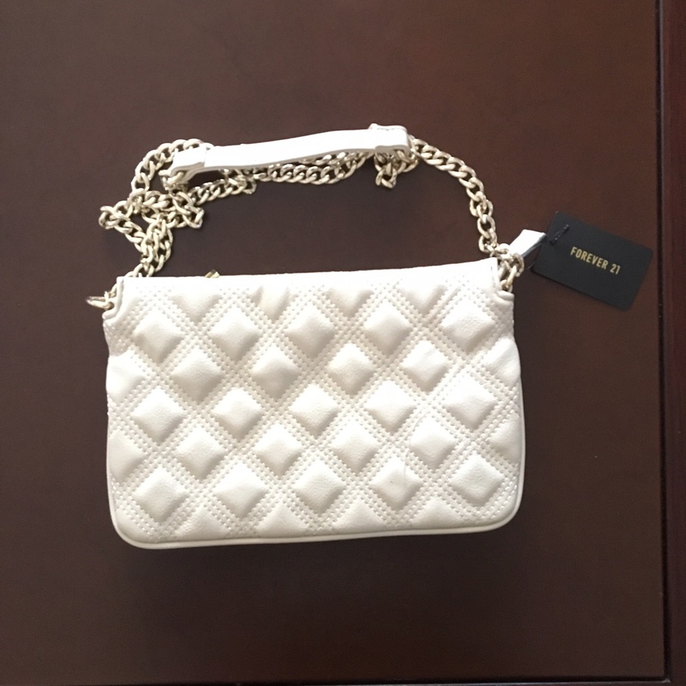 Crossbody handbag in cream