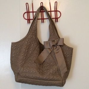 Tan tote bag