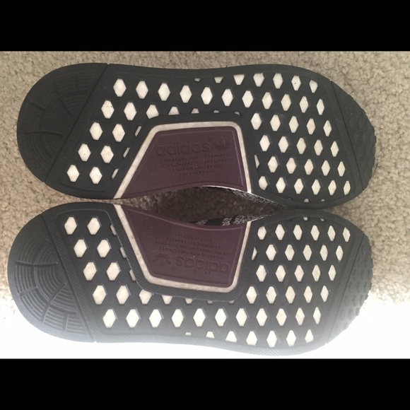 Sports Locker | NMD R1 - BLACK/GREY Adidas NMD