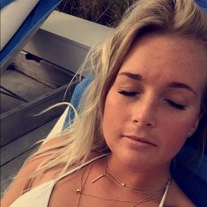 Meet your Posher, Krystal