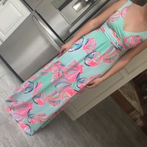 Lilly Pulitzer NWT maxi dress size small.