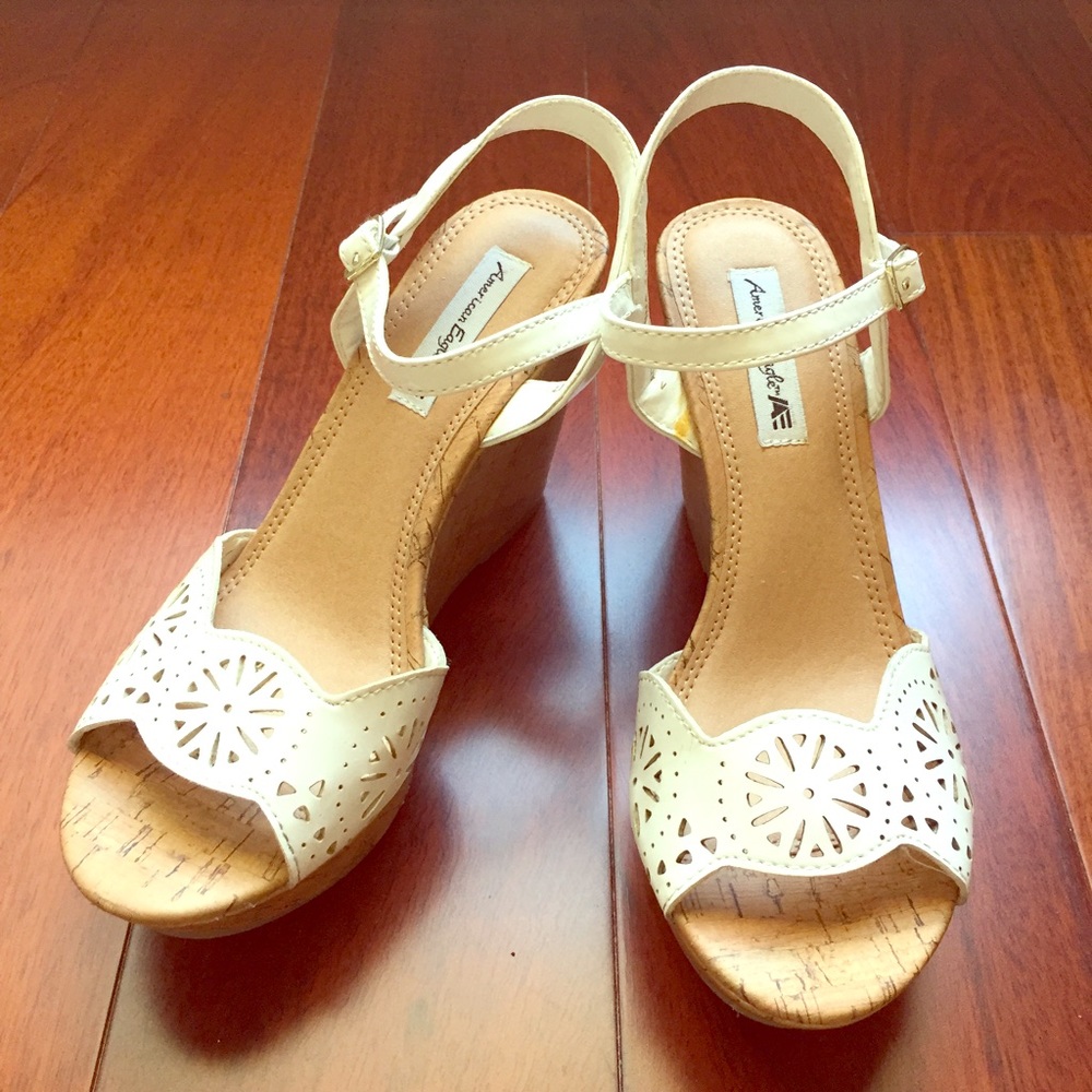 American Eagle Chopout High Wedge Sling White