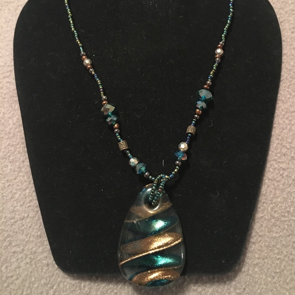 Green/Gold necklace